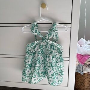 Bisby Size 2 Green Floral Top